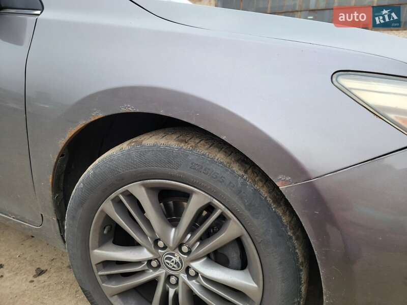 Седан Toyota Camry 2015 в Полтаві