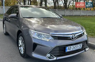 Toyota Camry 2015