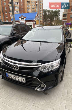 Седан Toyota Camry 2016 в Днепре