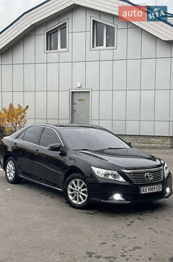 Седан Toyota Camry 2013 в Харькове