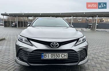 Toyota Camry 2021