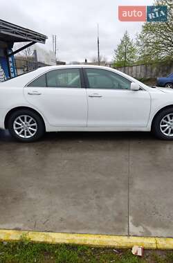 Седан Toyota Camry 2011 в Умани