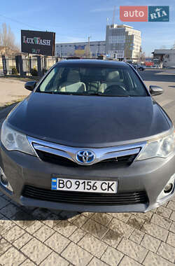 Седан Toyota Camry 2012 в Львові