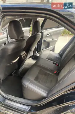 Toyota Camry 2017