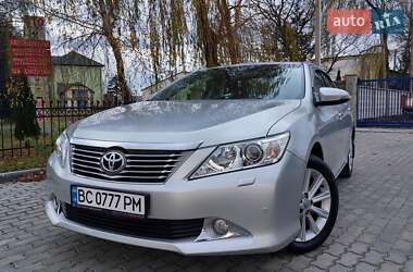 Toyota Camry 2012