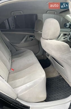 Седан Toyota Camry 2008 в Сарнах