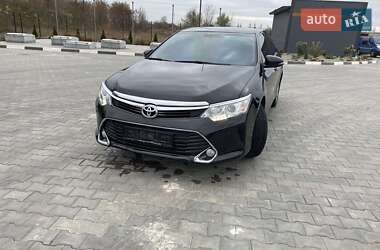 Седан Toyota Camry 2017 в Жовтих Водах