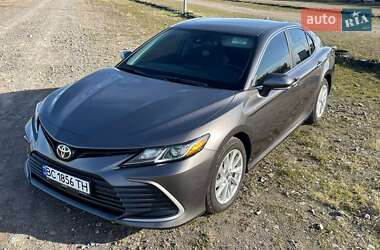 Toyota Camry 2020