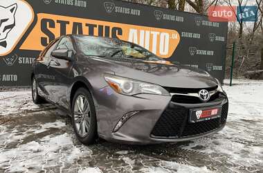 Toyota Camry 2016