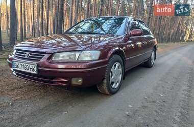 Седан Toyota Camry 1999 в 