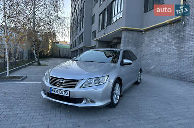 Toyota Camry 2011