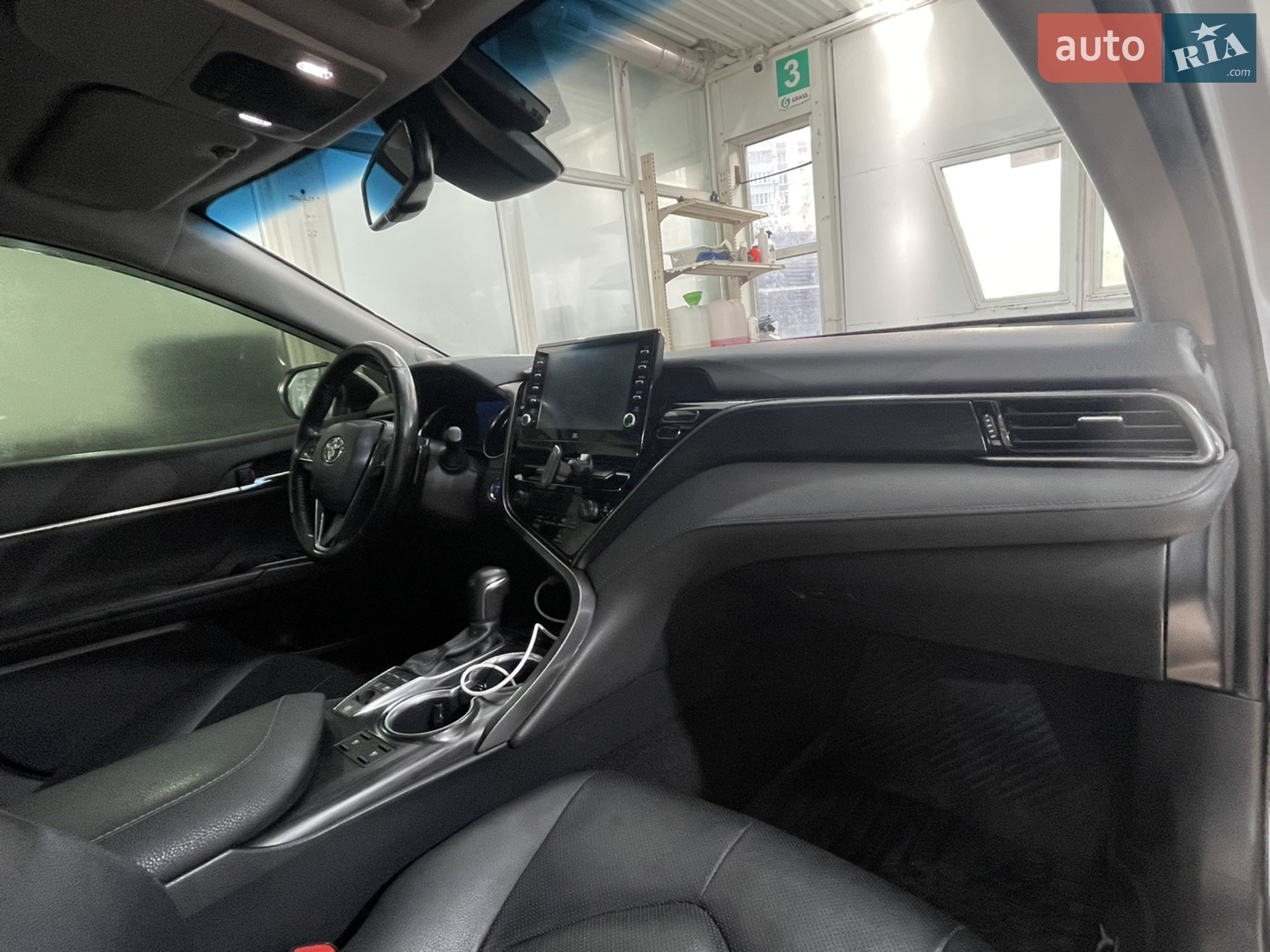 2021 Toyota Camry - мініатюра 30