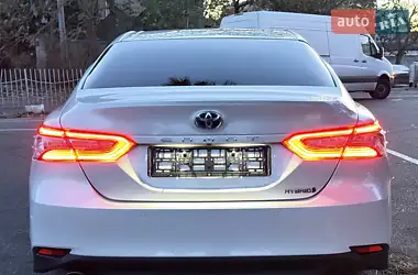 Toyota Camry 2020