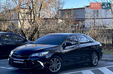 Toyota Camry 2016