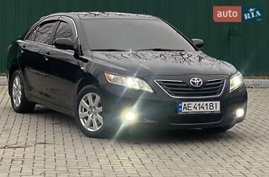 Седан Toyota Camry 2008 в Днепре