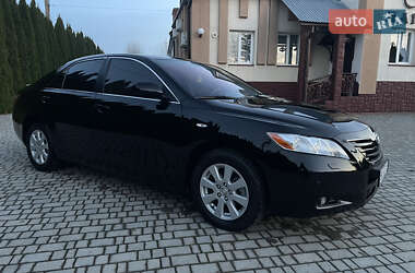 Седан Toyota Camry 2007 в Львове