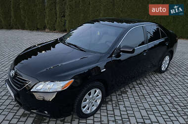 Седан Toyota Camry 2007 в Львове