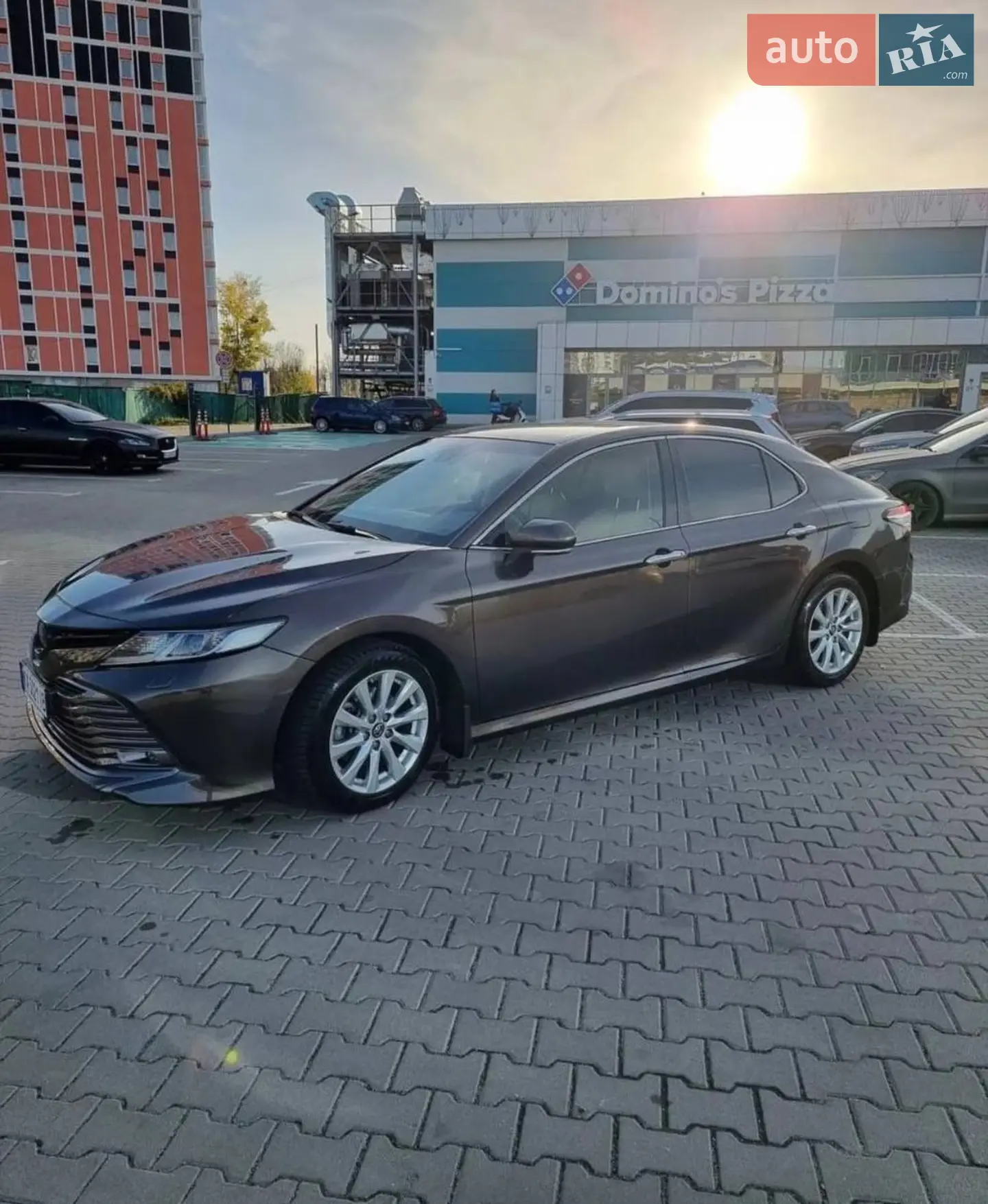2018 Toyota Camry - мініатюра 3