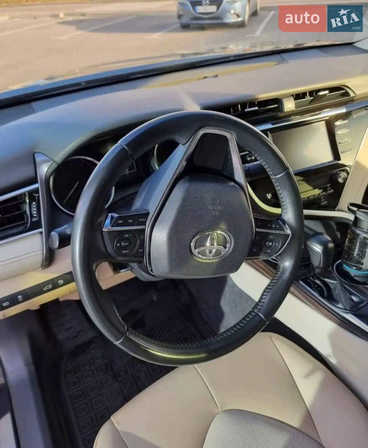 2018 Toyota Camry - мініатюра 5