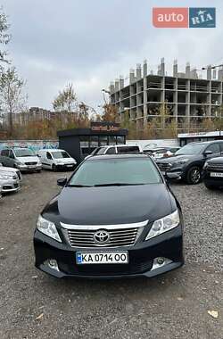 Седан Toyota Camry 2011 в Киеве