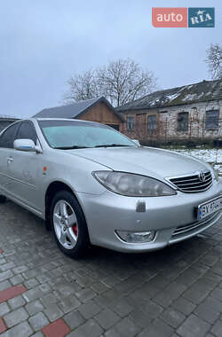 Седан Toyota Camry 2005 в Хмельницькому