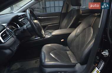 Седан Toyota Camry 2017 в 