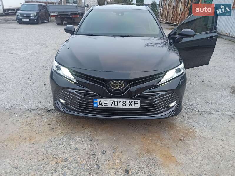 Toyota Camry 2018