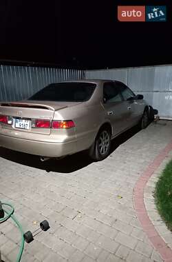 Седан Toyota Camry 2001 в Беляевке