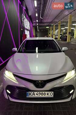 Toyota Camry 2018