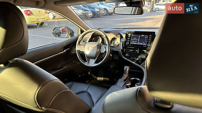 Седан Toyota Camry 2021 в Одесі
