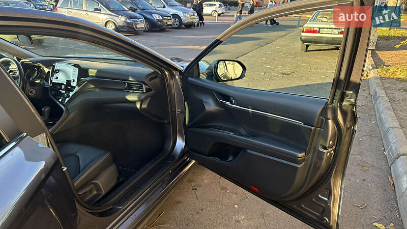 Седан Toyota Camry 2021 в Одесі