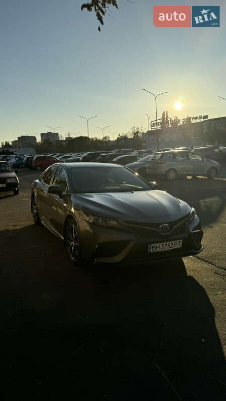 Седан Toyota Camry 2021 в Одесі