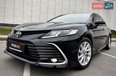 Toyota Camry 2023