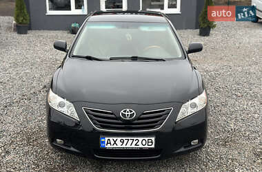 Седан Toyota Camry 2008 в Харькове