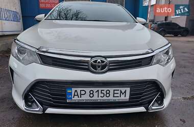 Седан Toyota Camry 2017 в Киеве