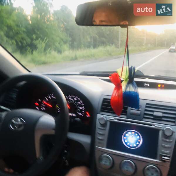 Седан Toyota Camry 2007 в Ужгороді