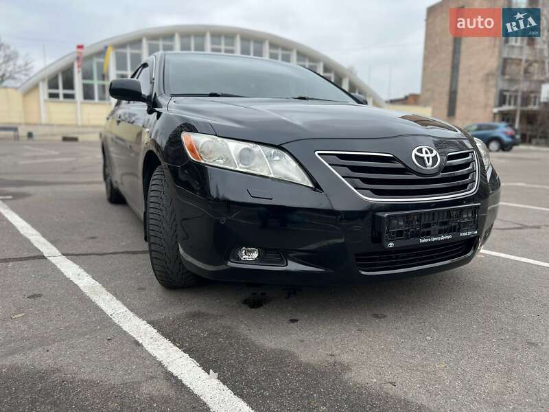 Седан Toyota Camry 2008 в Черкасах