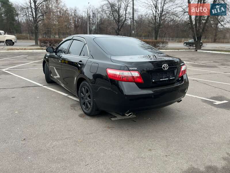 Седан Toyota Camry 2008 в Черкасах