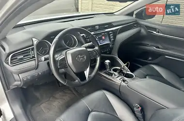 Toyota Camry 2020