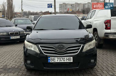 Седан Toyota Camry 2010 в Миколаєві