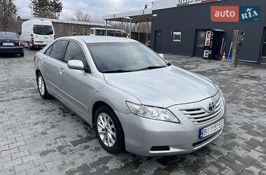 Седан Toyota Camry 2008 в Полтаві