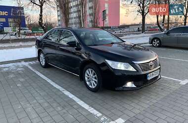 Седан Toyota Camry 2011 в Хмельницькому