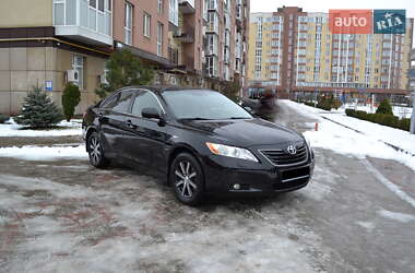 Седан Toyota Camry 2008 в Житомирі