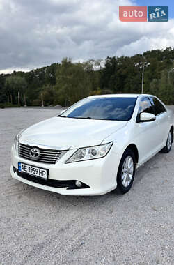 Седан Toyota Camry 2011 в Дніпрі