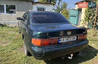 Седан Toyota Camry 1991 в 