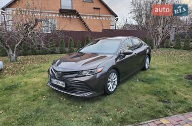 Toyota Camry 2018