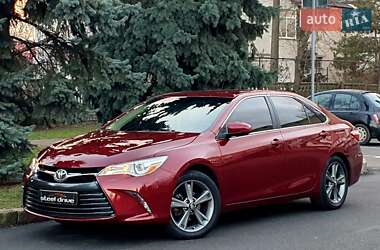 Toyota Camry 2015