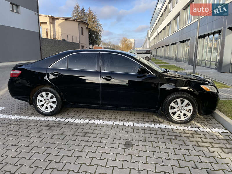 Седан Toyota Camry 2007 в Ивано-Франковске