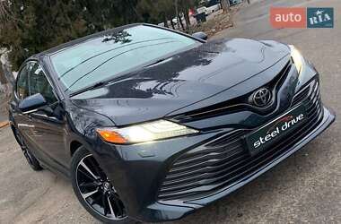 Toyota Camry 2018