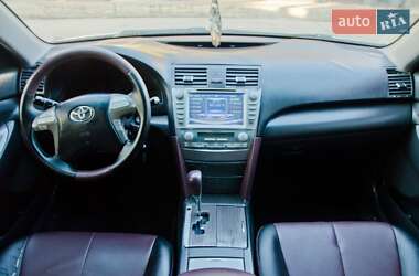 Седан Toyota Camry 2008 в 